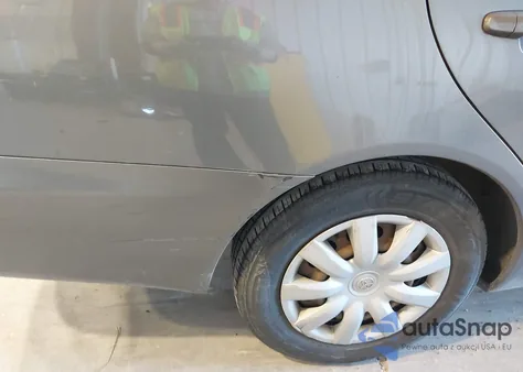 2005 Toyota Camry Le from USA, damaged, VIN JTDBE32K250308806